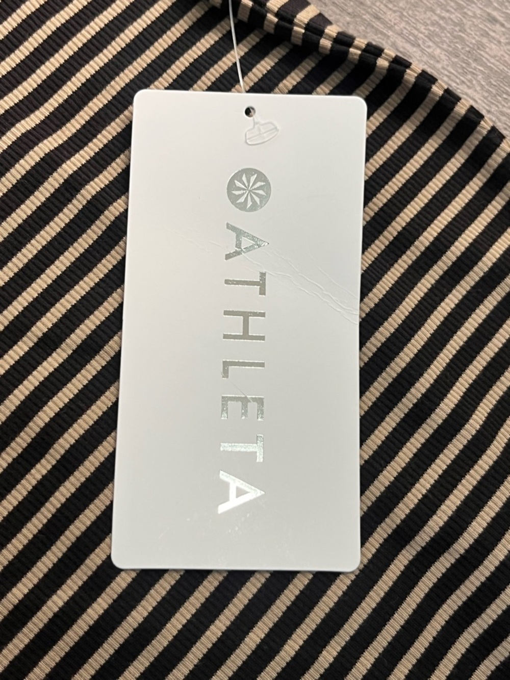 ATHLETA Signature Rib Crop Tee XS - Picture 7 of 9